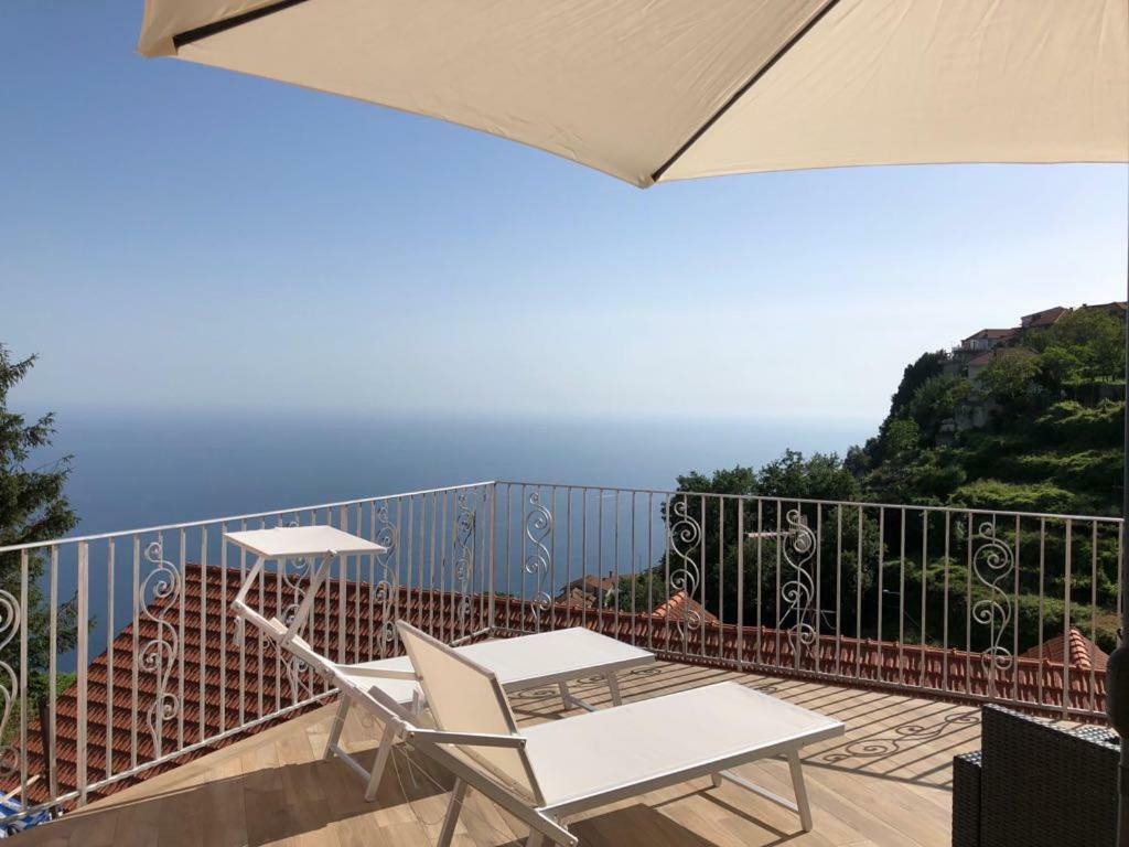 Villa Panoramic Viewpoint à Agerola Extérieur photo